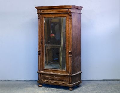 Антикварный платяной шкаф, 19 век