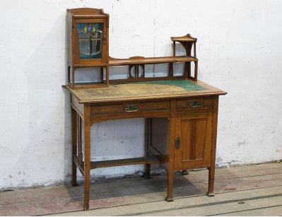 Письменный стол модерн