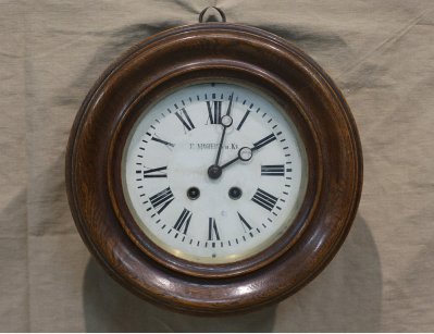 Старинные часы с боем Мозеръ и Ко