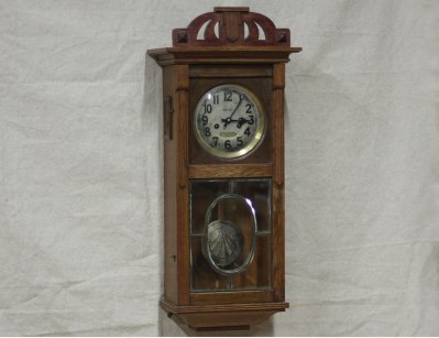 Настенные часы с боем Gustav Becker