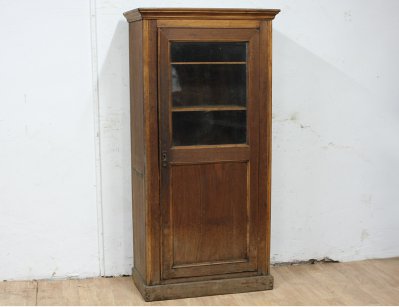 Старинный ореховый кабинетный шкаф