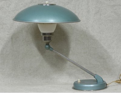Старинная настольная лампа