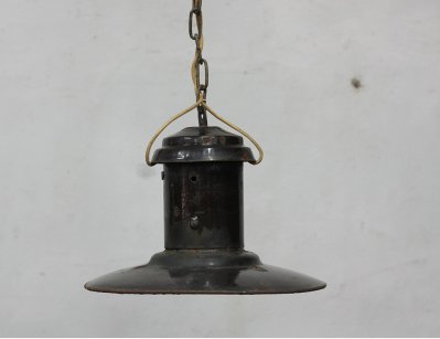 Старинный потолочный светильник