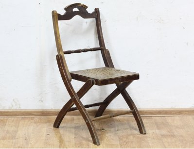 Старинный раскладной стул